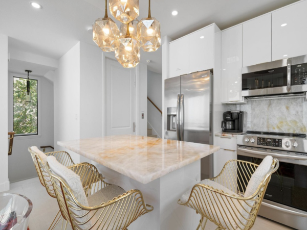 Anna Maria Island Four Bedroom Florida On The Beach!